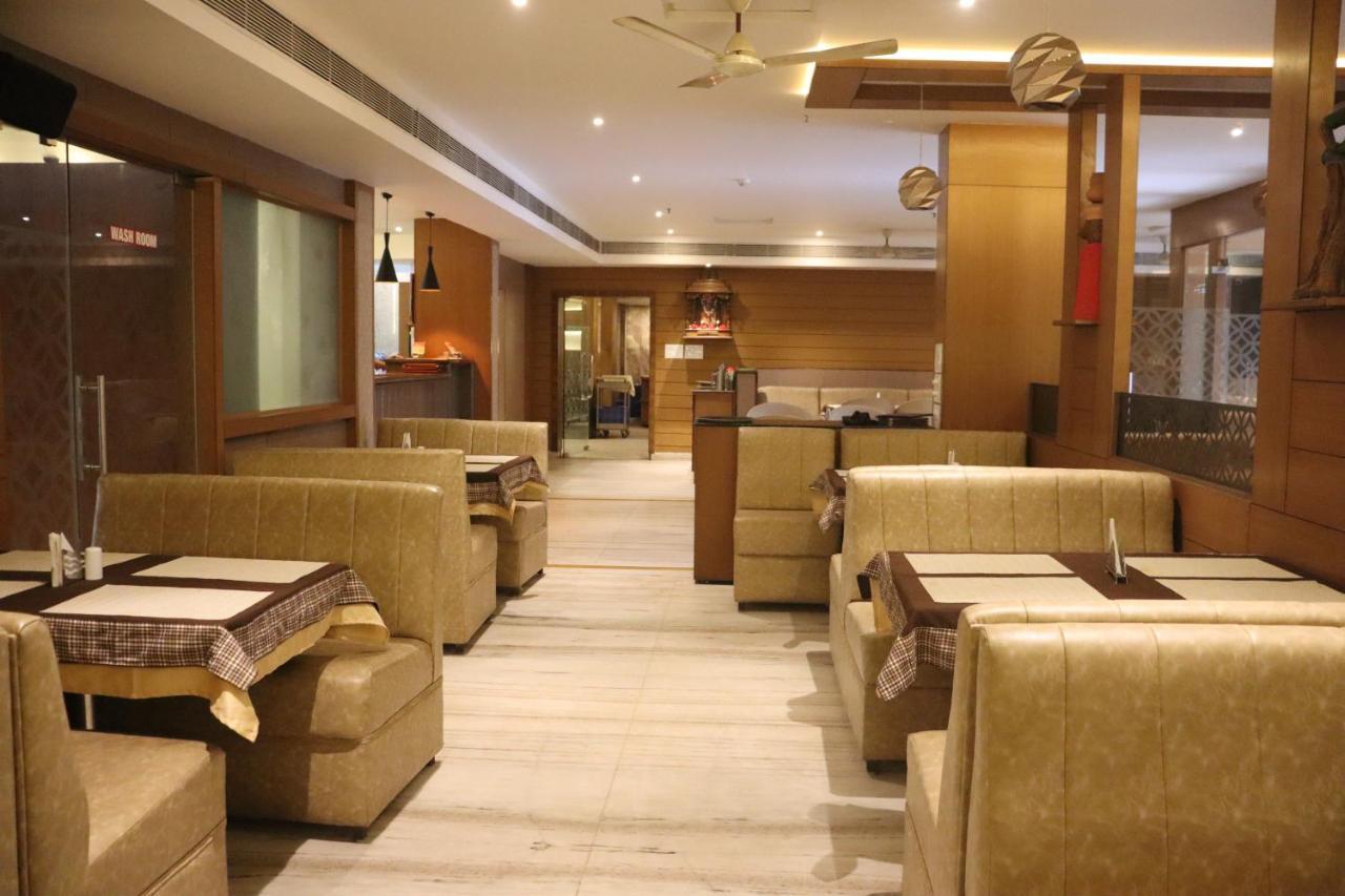 Hotel Madhuvan Serai Manipal Exterior foto